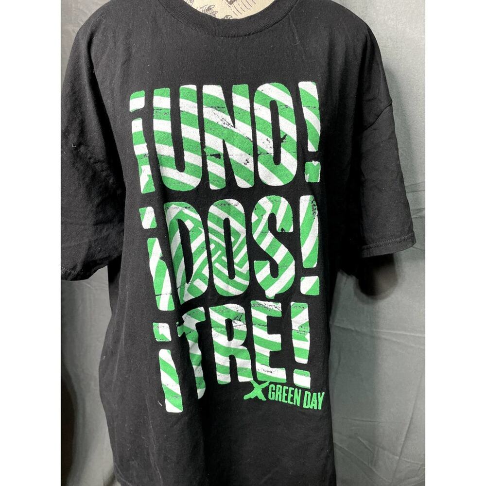 Green Day Uno, Dos, Tre Graphic Tee By All‎ style Size XL